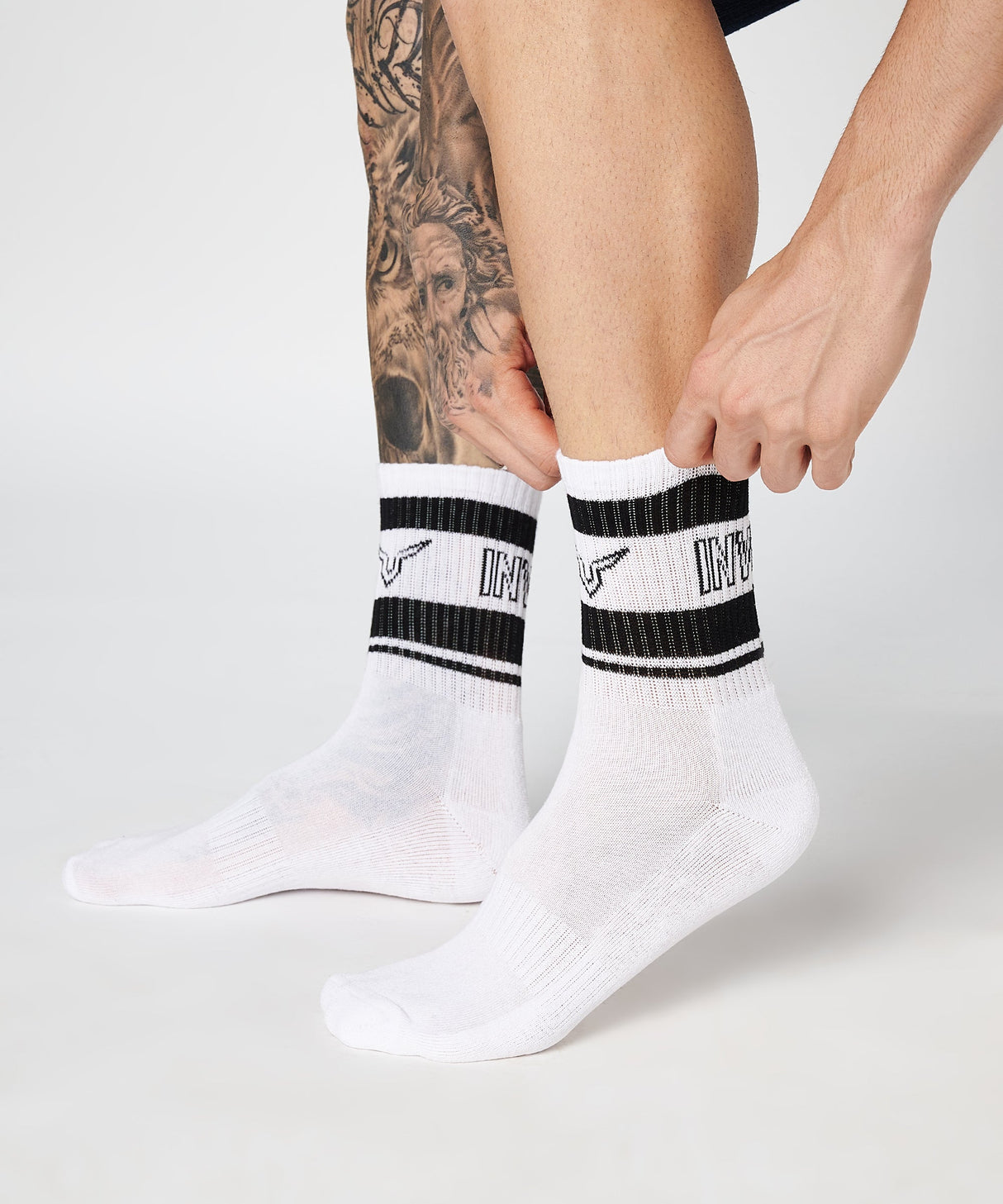 Invincible Set of 3 MID Length Socks