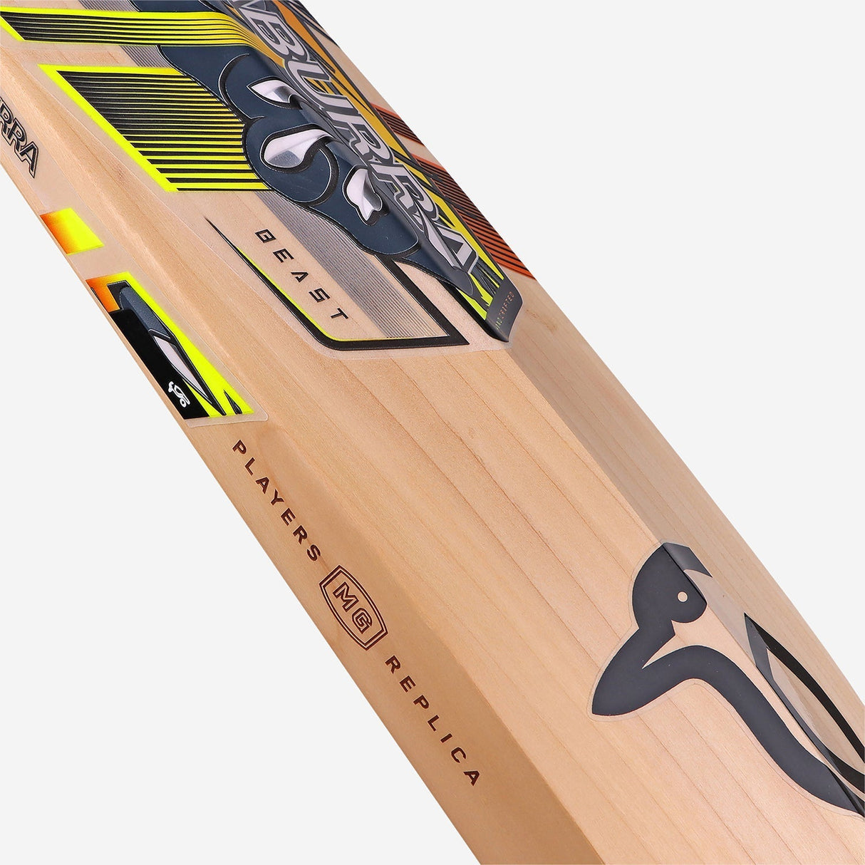 English Willow Cricket Bat - Beast Martin Guptil
