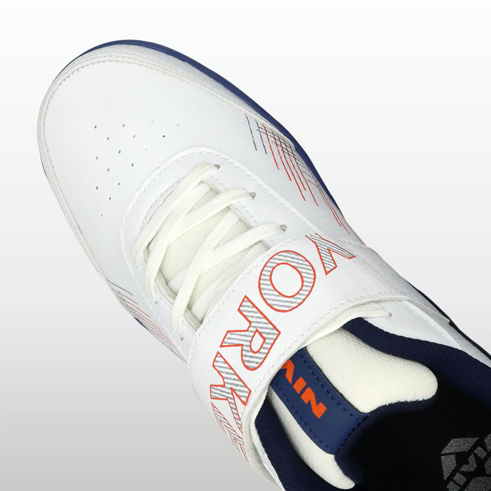 Nivia Yorker 2.0 Cricket Shoes