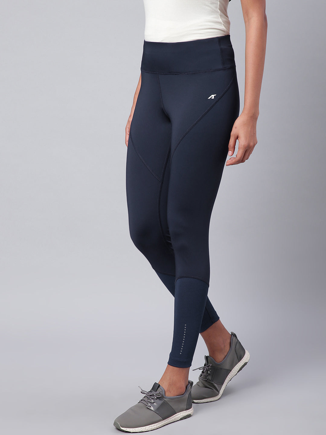 Alcis Women Navy Blue Drytech+ Solid Cropped Training Tights