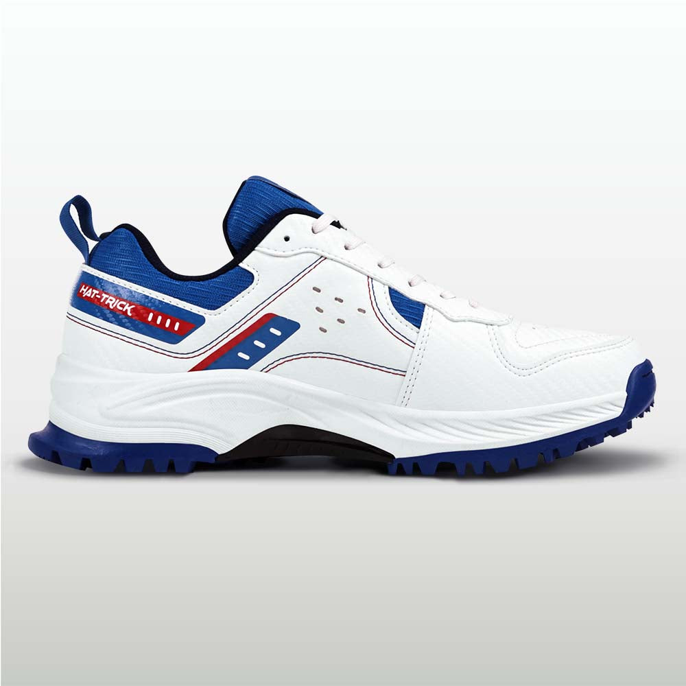 Nivia Hat Trick Cricket Shoes