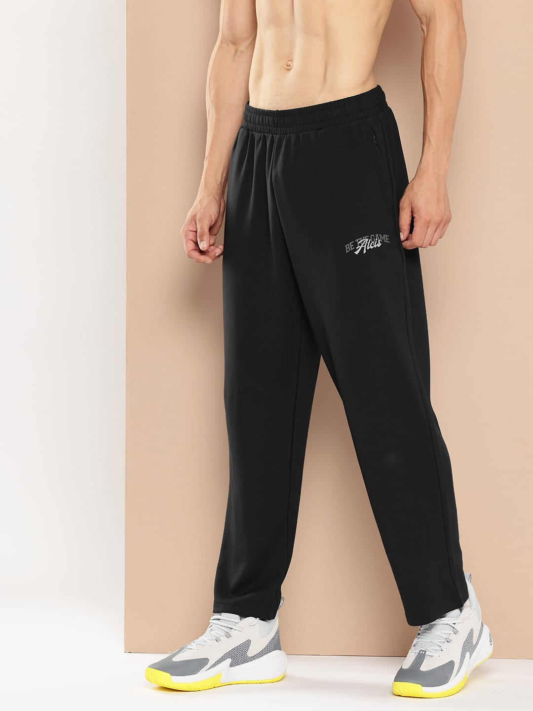 Straight Fit Track pant