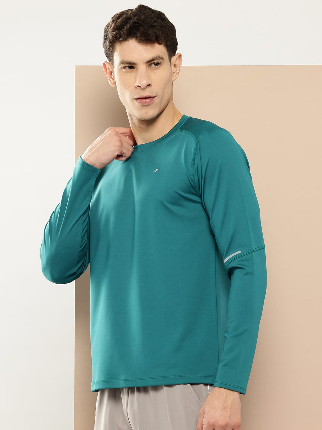 Alcis Men Slim Fit T-shirt