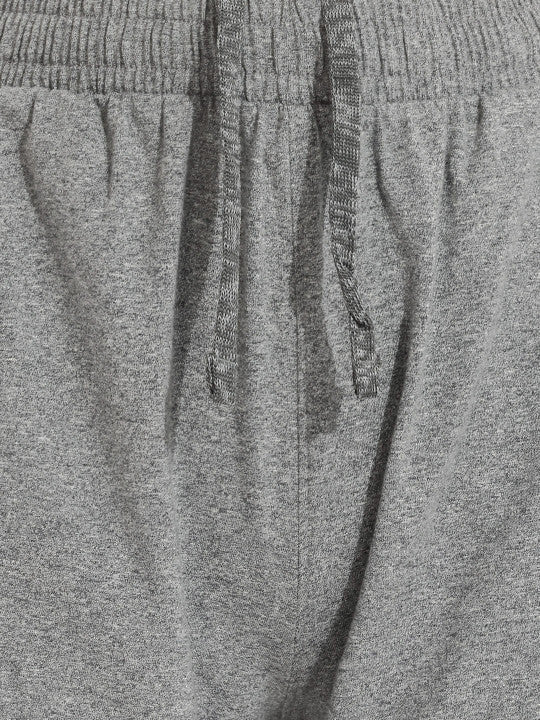 CHILL ON SHORTS