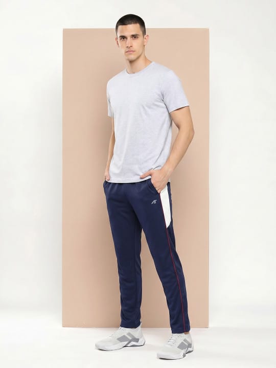 ELITE RELAXED-FIT TRACKPANT