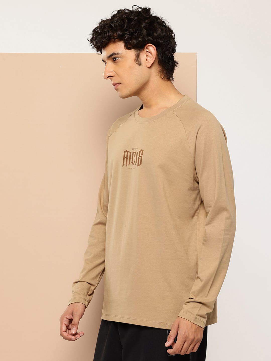 ALCIS MEN GRUNGE MARK REGLAN TEE