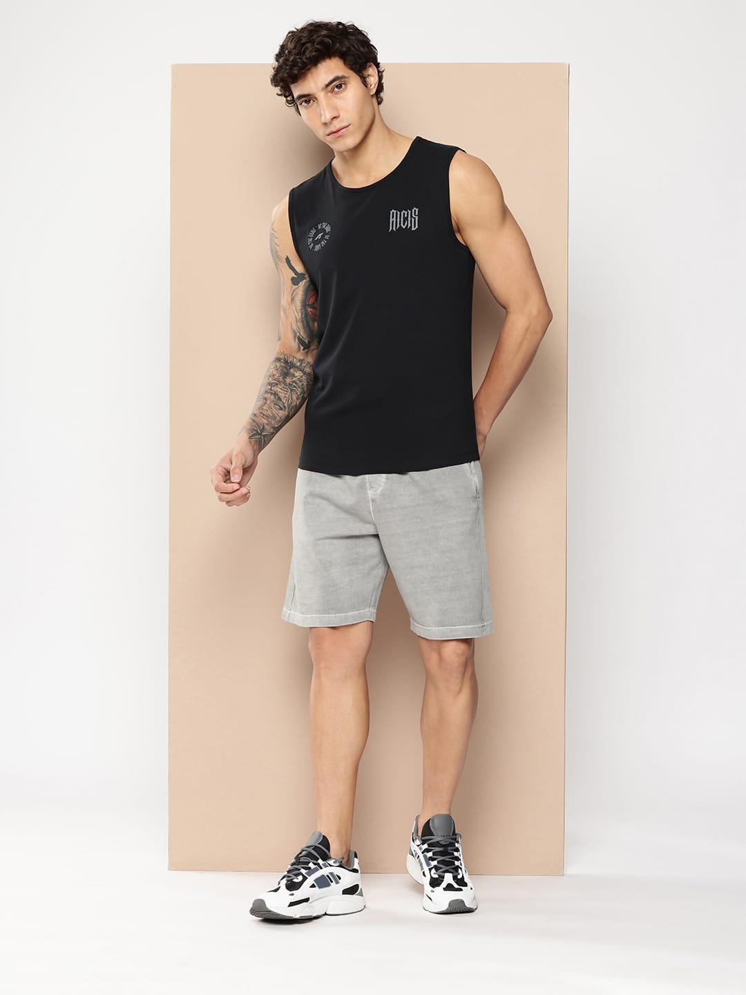 URBAN LIFESTYLE VEST