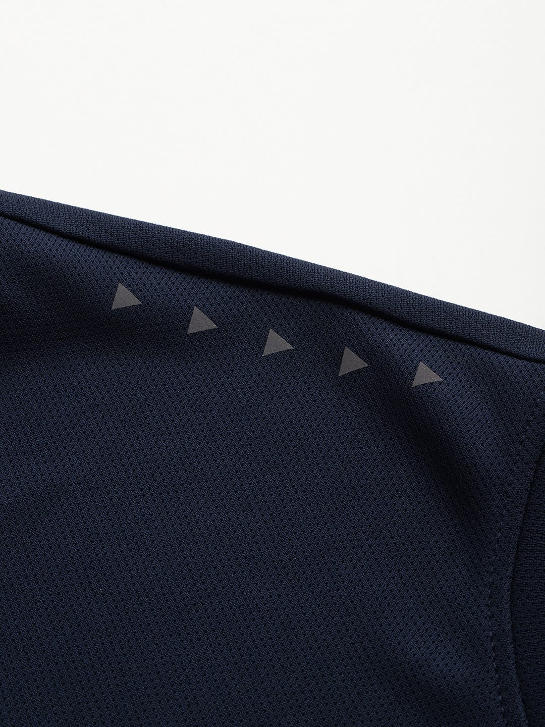 NAVY BALANCE REGULAR FIT TEE