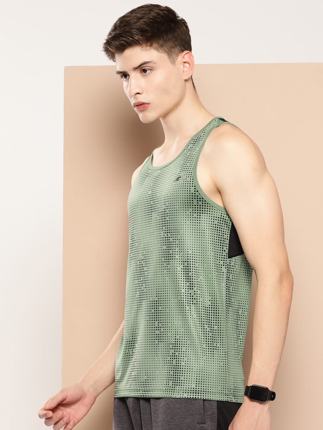 Alcis Men Olive Printed Dry Tech Slim Fit Vest