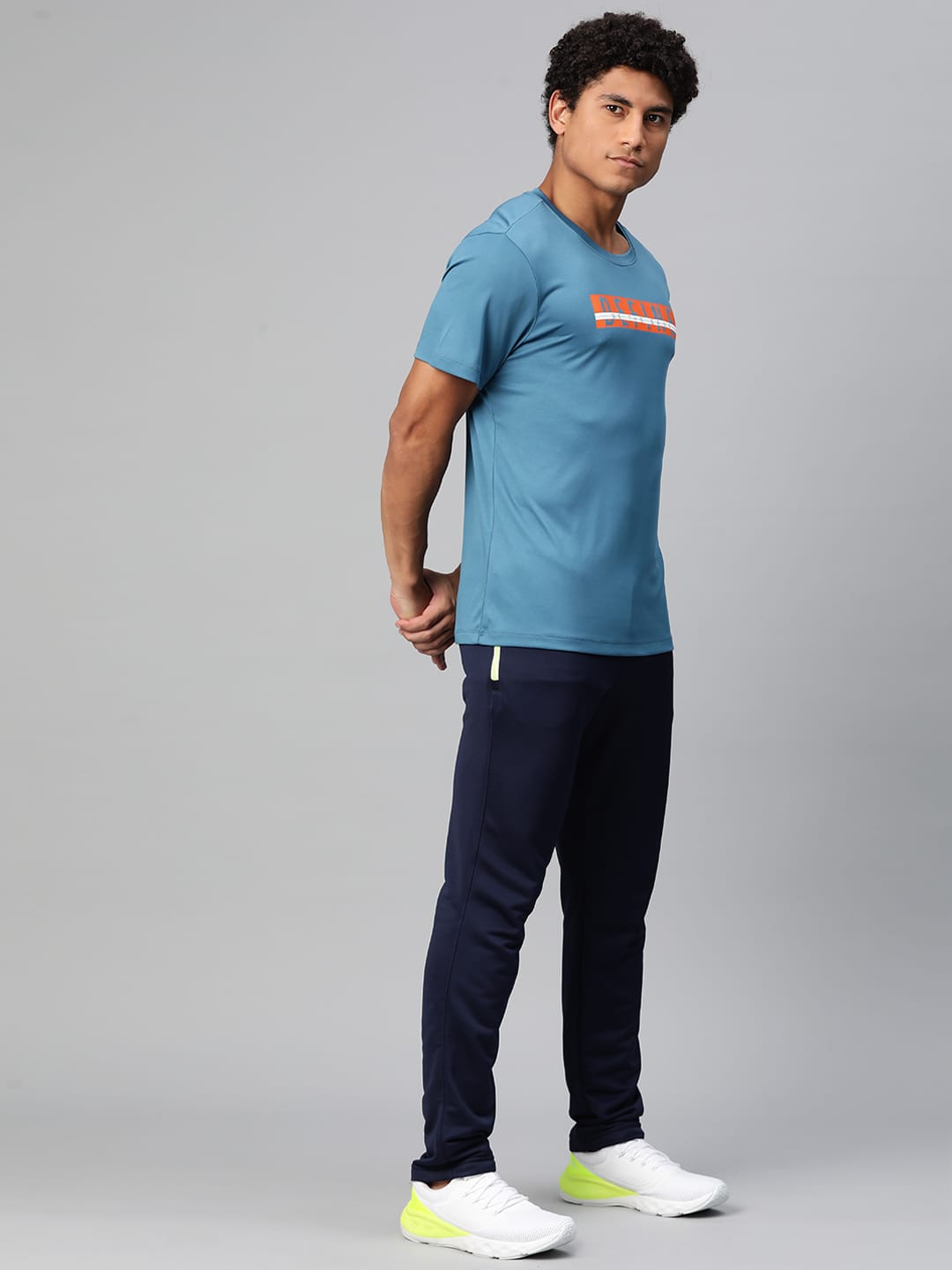 Alcis Men Blue Typography Printed Anti Static Slim Fit T-shirt