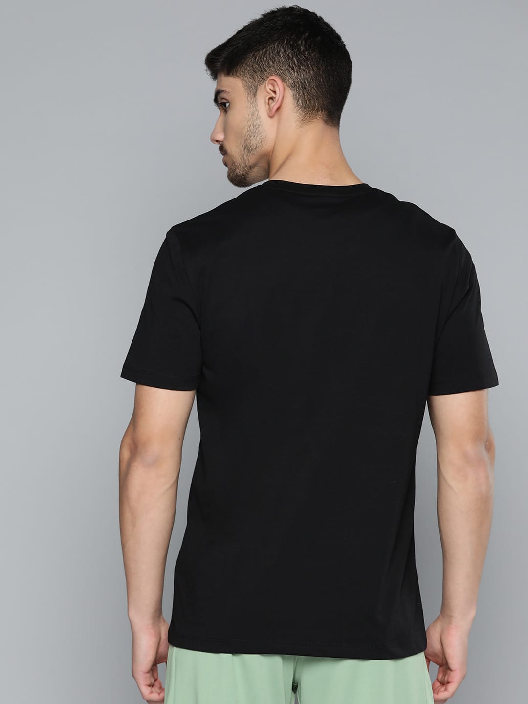 Alcis Men Black Typography Printed Slim Fit Sports T-shirt