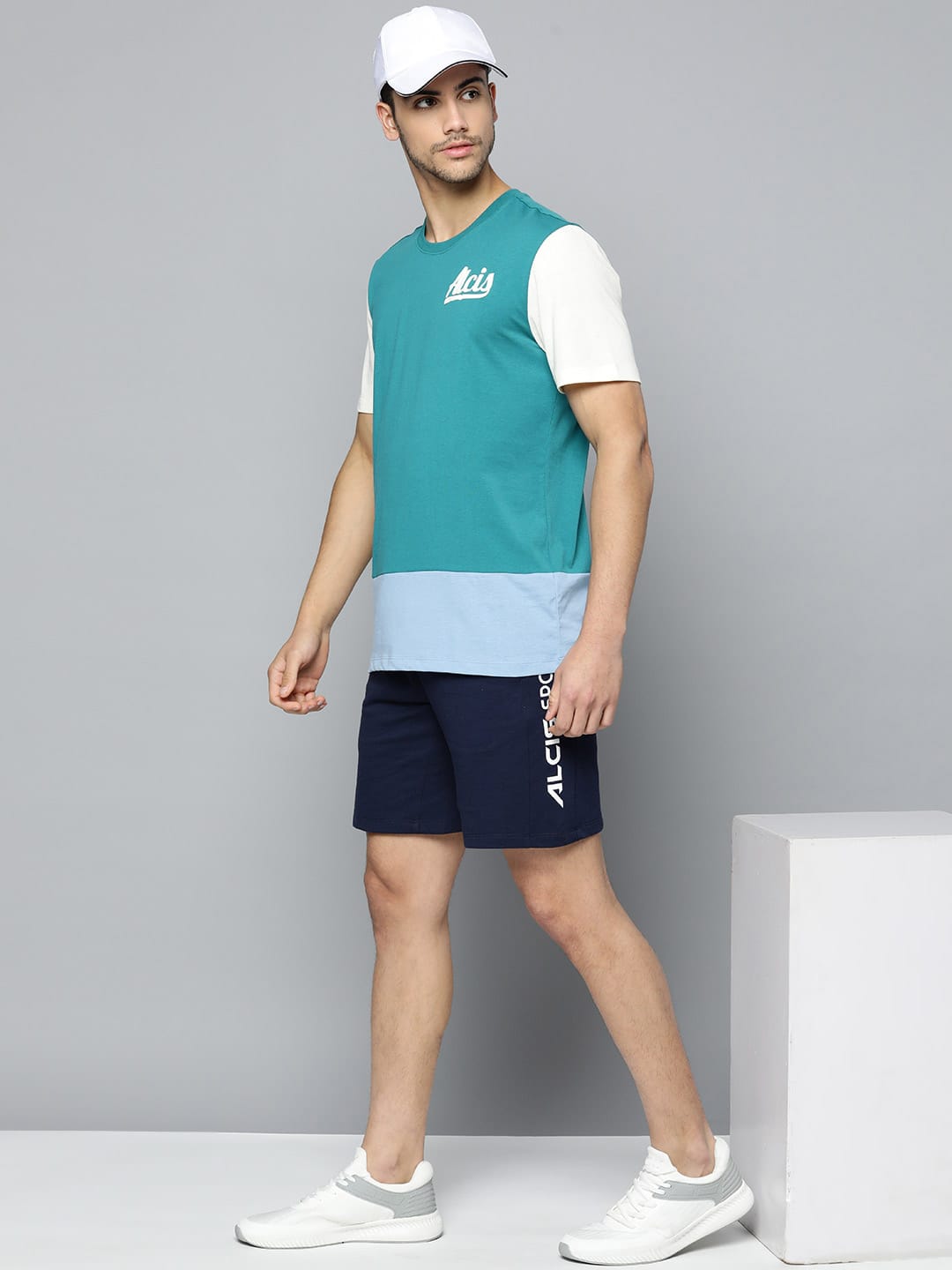 Alcis Men Colourblocked Anti Static Slim Fit Sports Tee