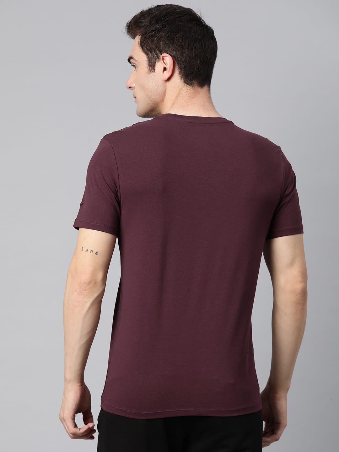 Alcis Men Brown Solid Stretchex Slim Fit T-shirt