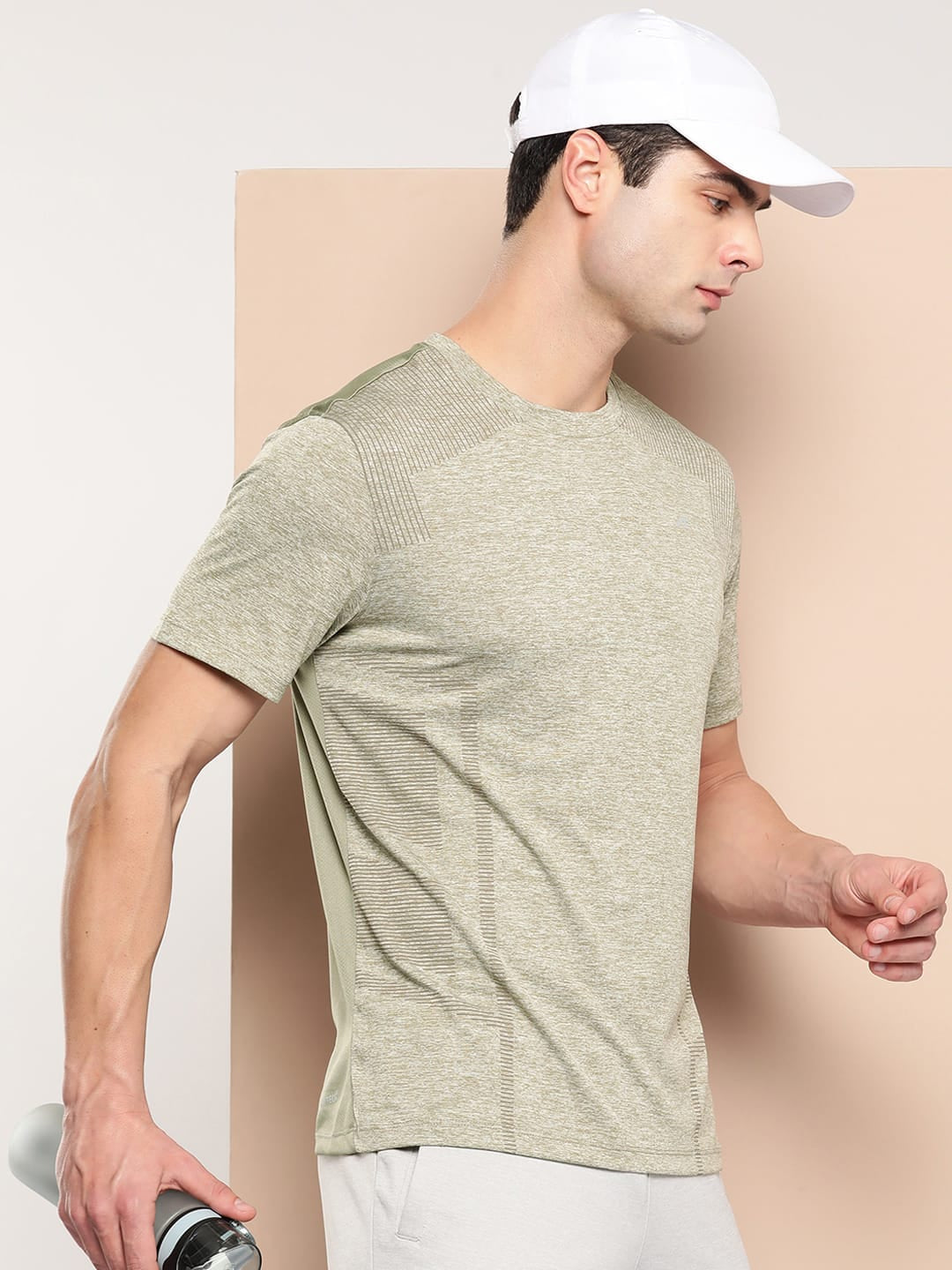 Alcis Men Olive Printed Slim Fit T-shirt