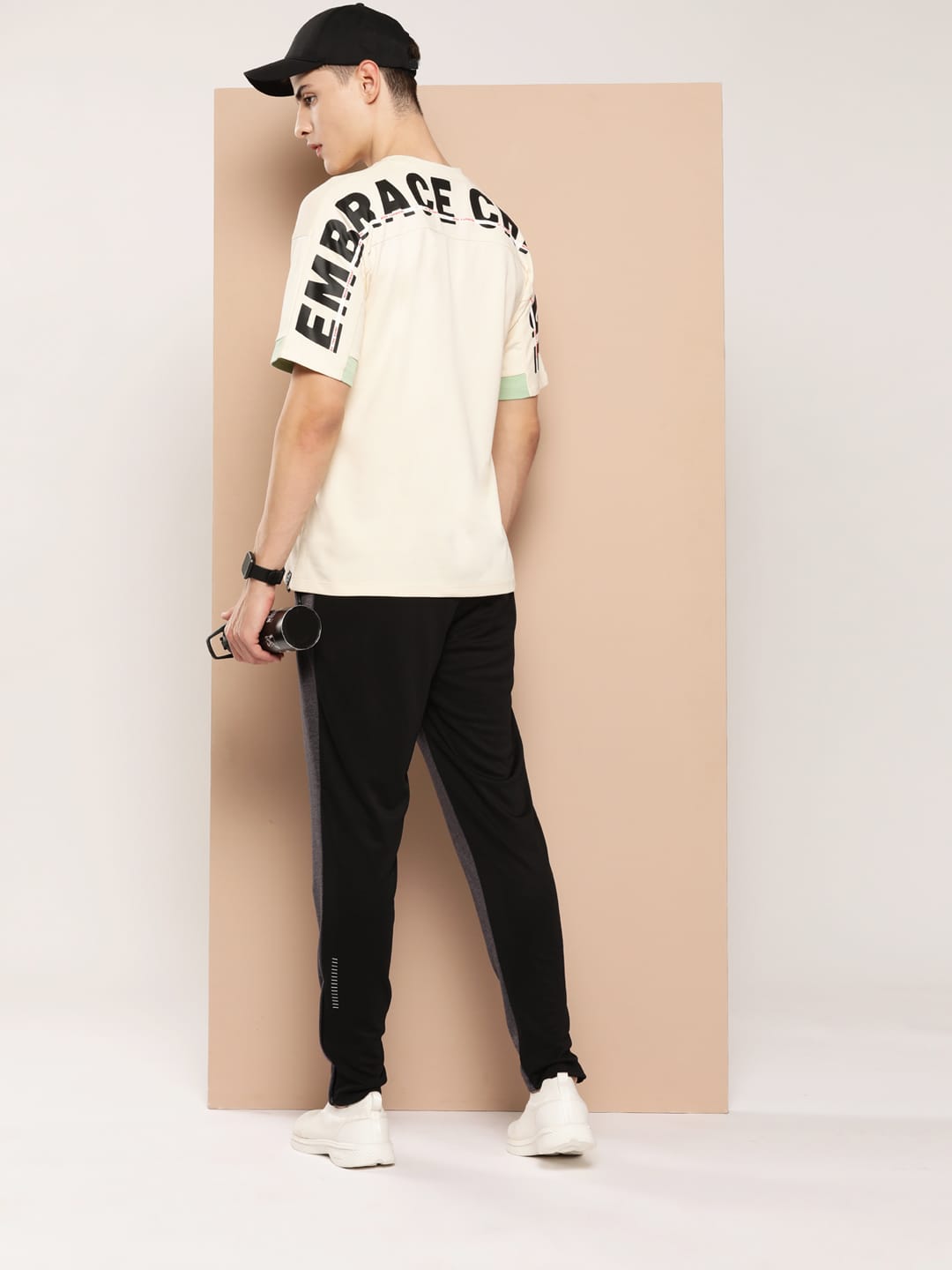 Tweak Graphic T-shirt