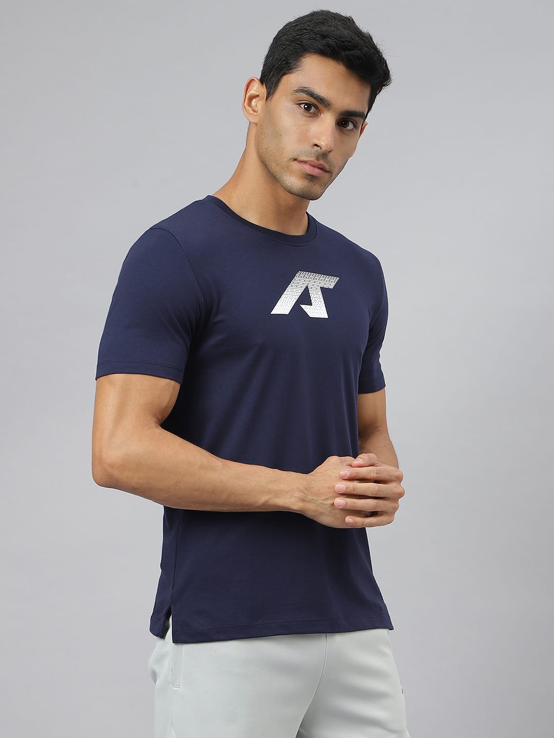 Alcis Men Navy Soft-Touch Regular-Fit Athleisure T-Shirt