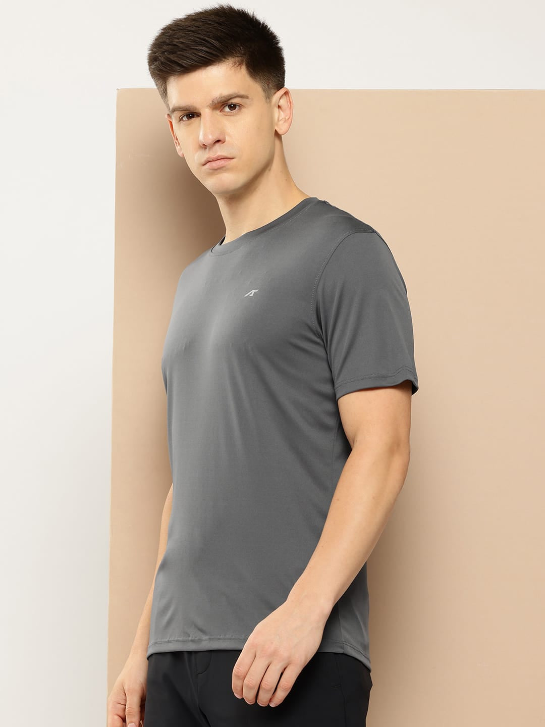 Alcis Men Grey Slim Fit Wonder Tee