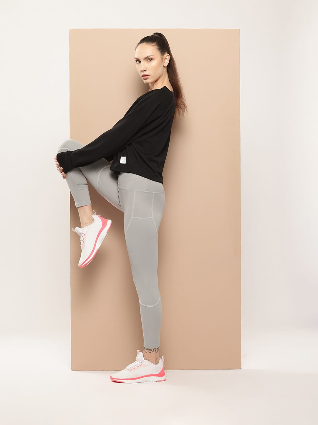 Edge Vee Sweatshirt