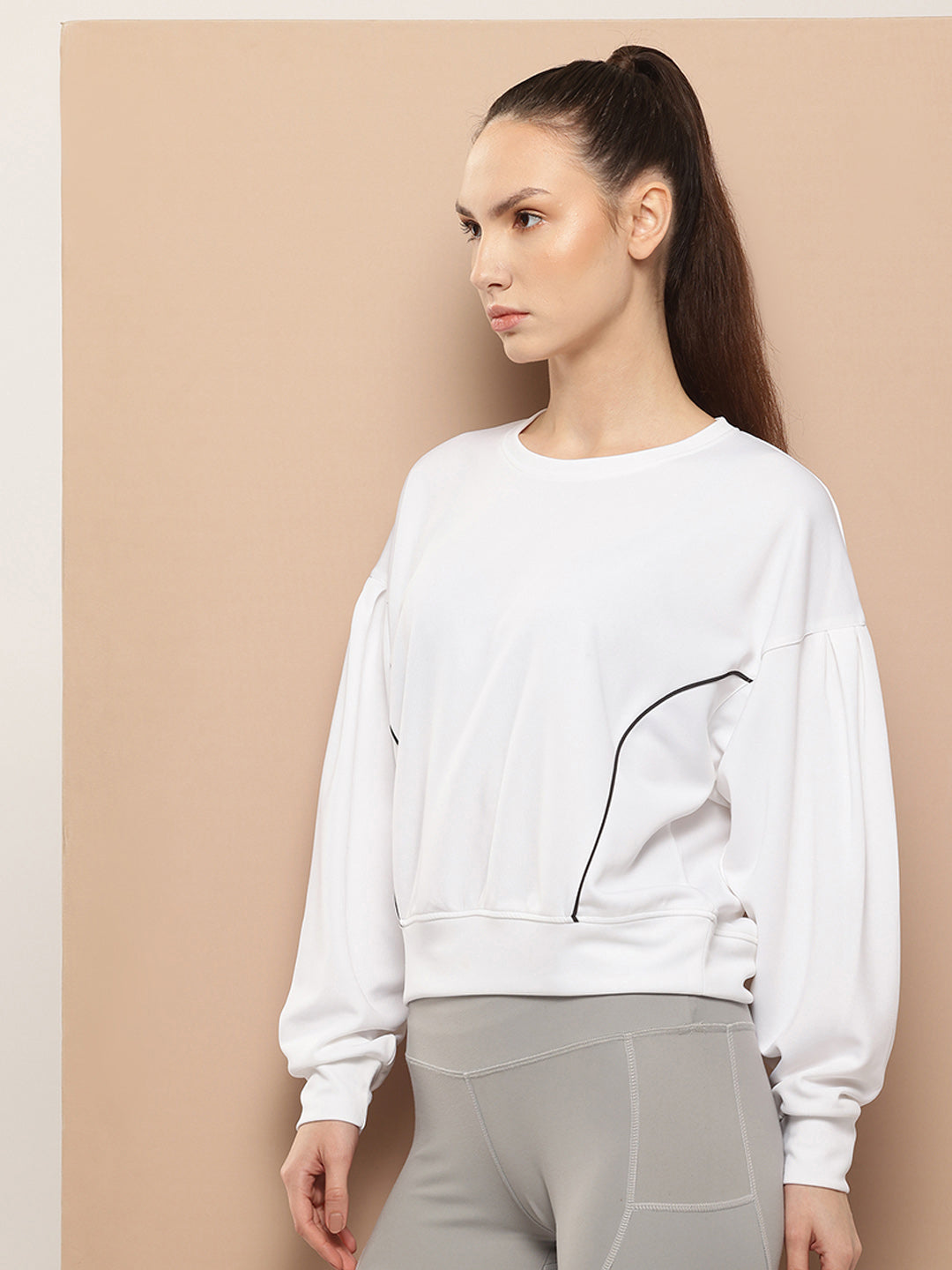 WHITE FRONTLINE SMART SWEATSHIRT