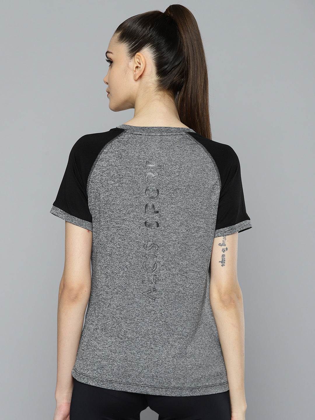 Alcis Women Grey Melange Black Slim Fit T-shirt