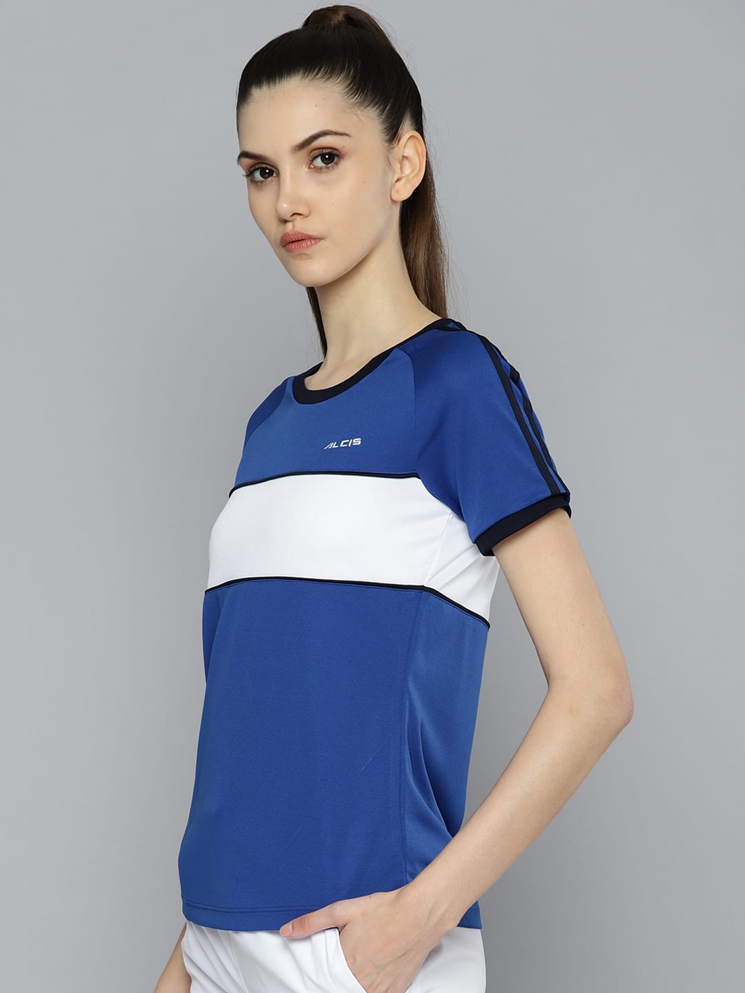 Alcis Women Blue White Colourblocked Slim Fit T-shirt