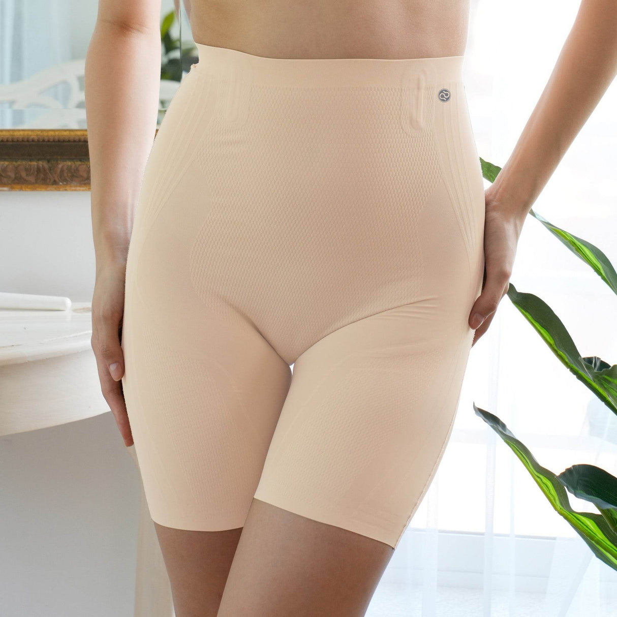 Ultimate Sculpting Seamless High Waist Compression Shaper Shorts - Tummy, Hip & Thigh Control for a Flawless Silhouette