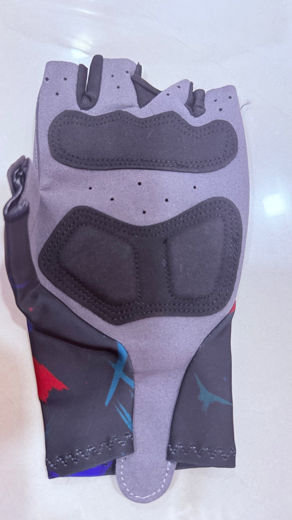 LiveLica Skate Gloves