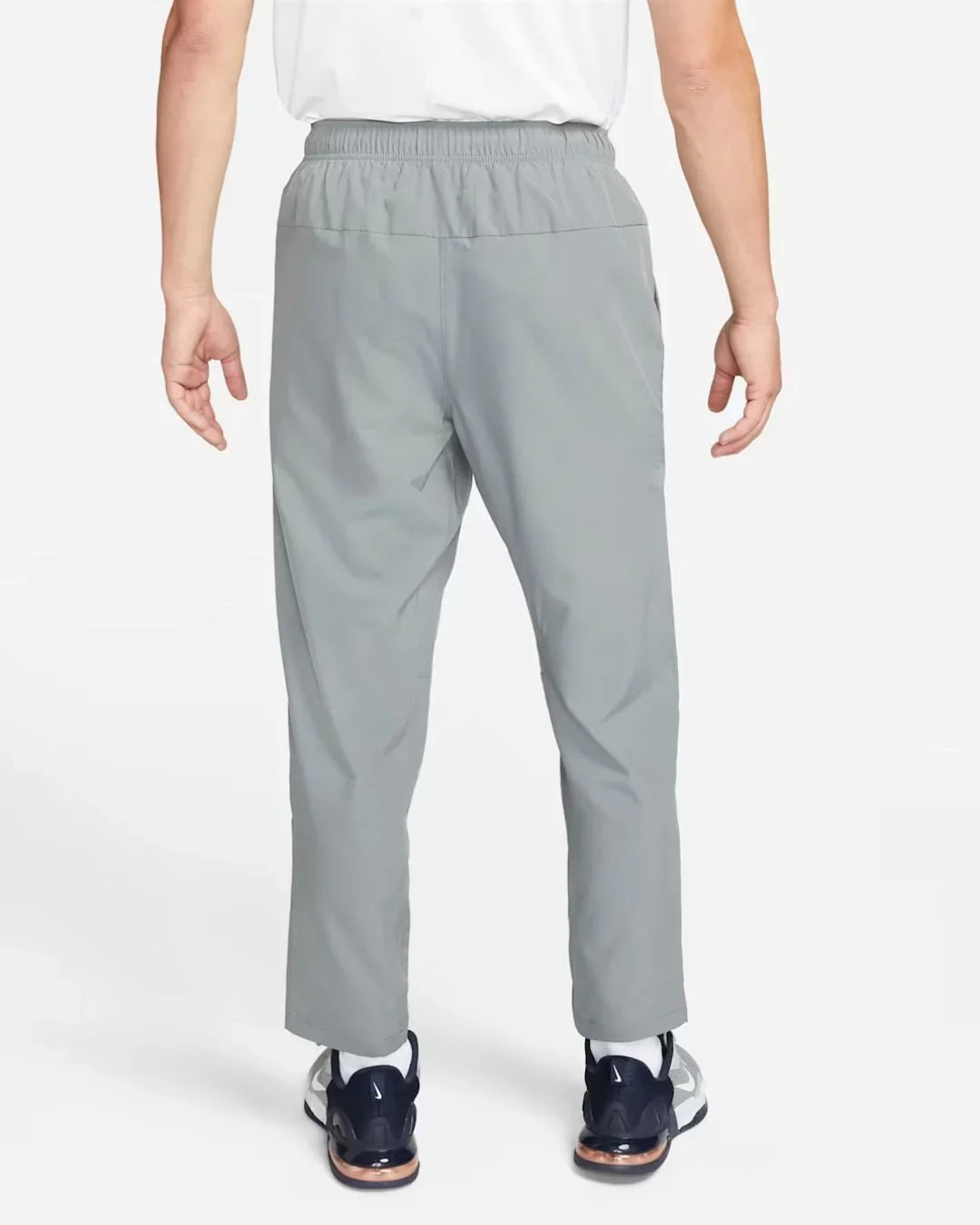 NIKE Form Men's Dri-Fit Open Hem Versatile Trousers - Smoke Grey/Black