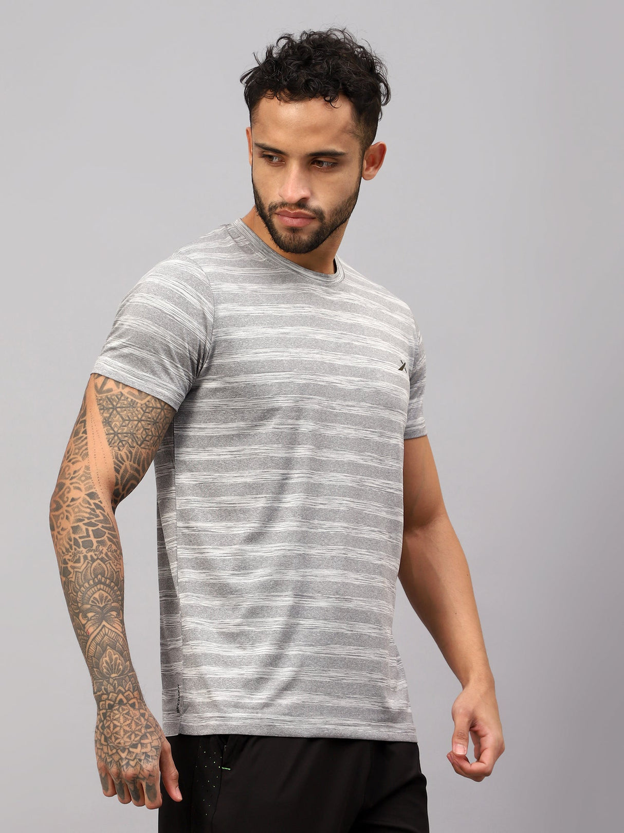 Vector X Mens Polyester Round Neck Sports T-Shirt Half Sleeves