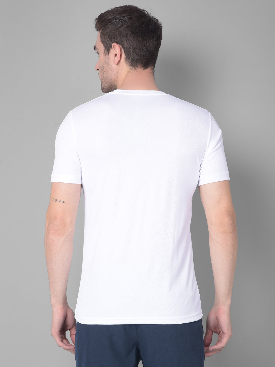 White Round Neck T-Shirt for Timeless Simplicity
