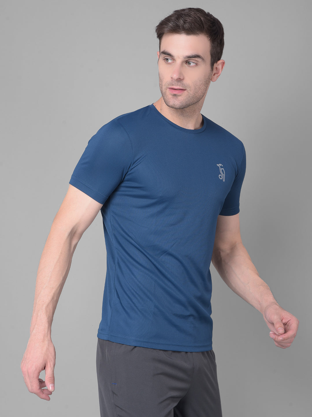 Dark Blue Round Neck T-Shirt for Timeless Appeal