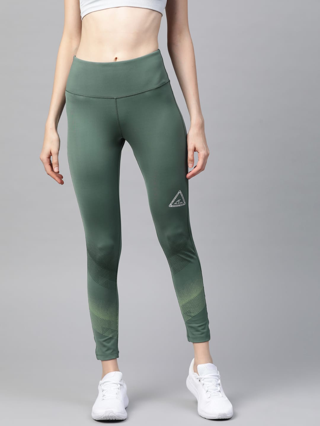Alcis Women Green Printed Detail Cropped Tights