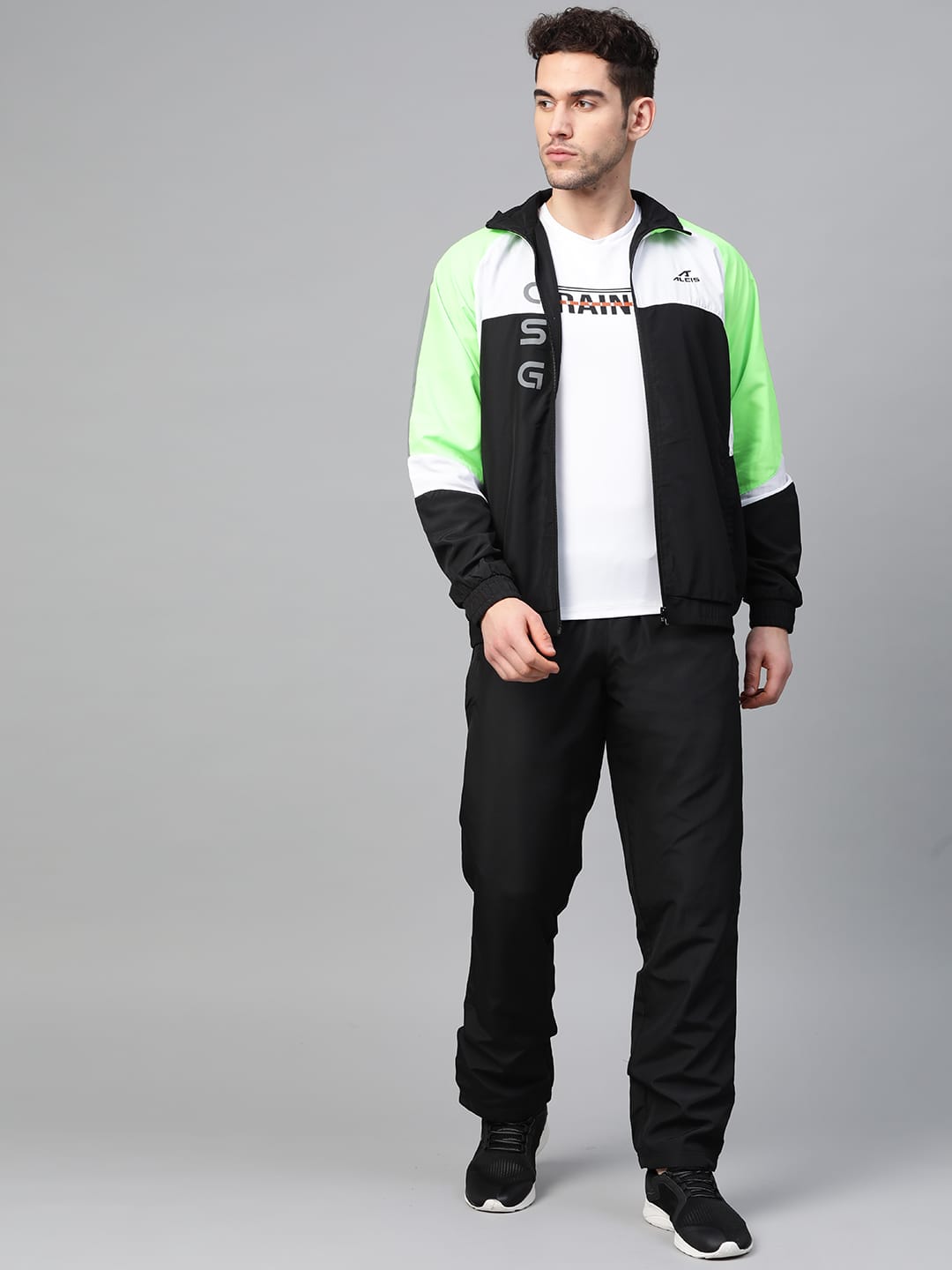 Alcis Men Black & White Colourblocked Sports Tracksuit with Printed Detail