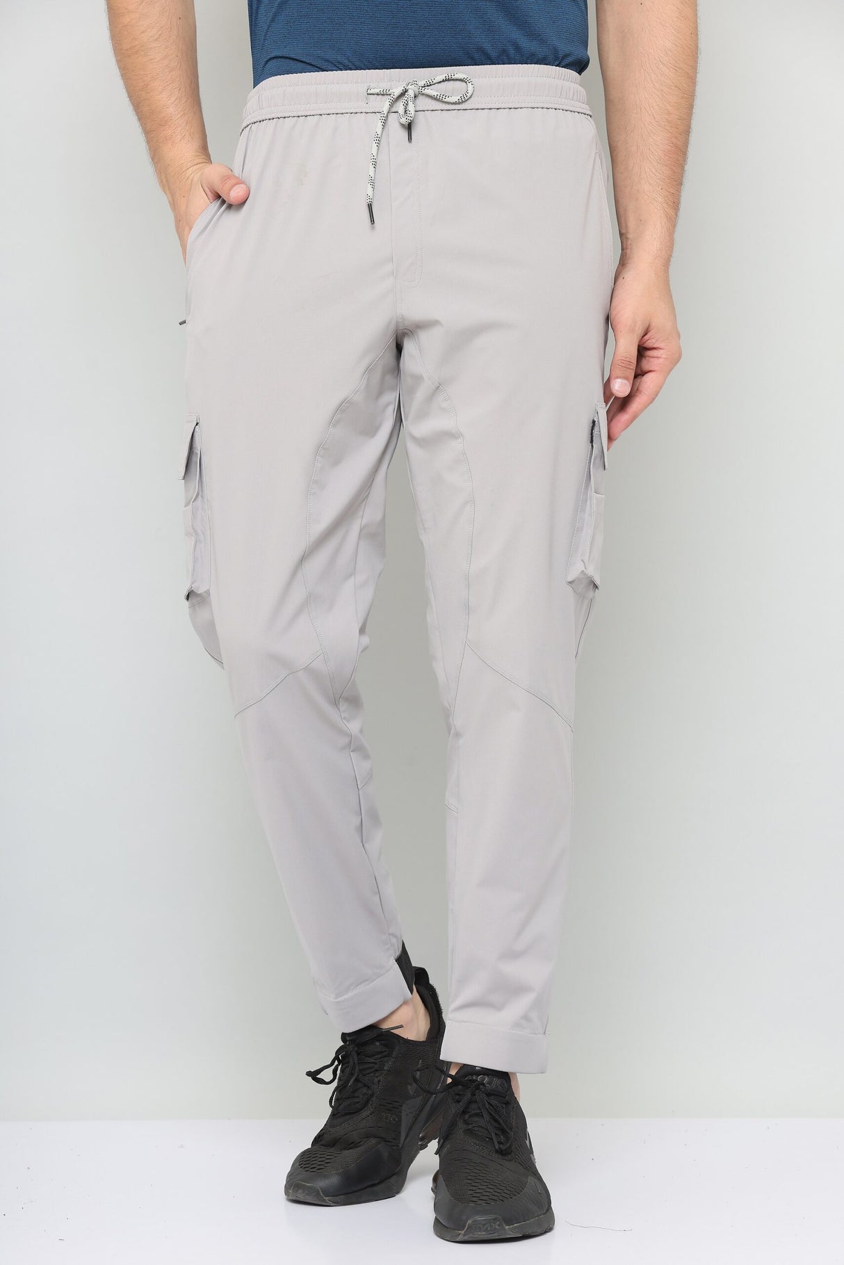J Cargo Lower
