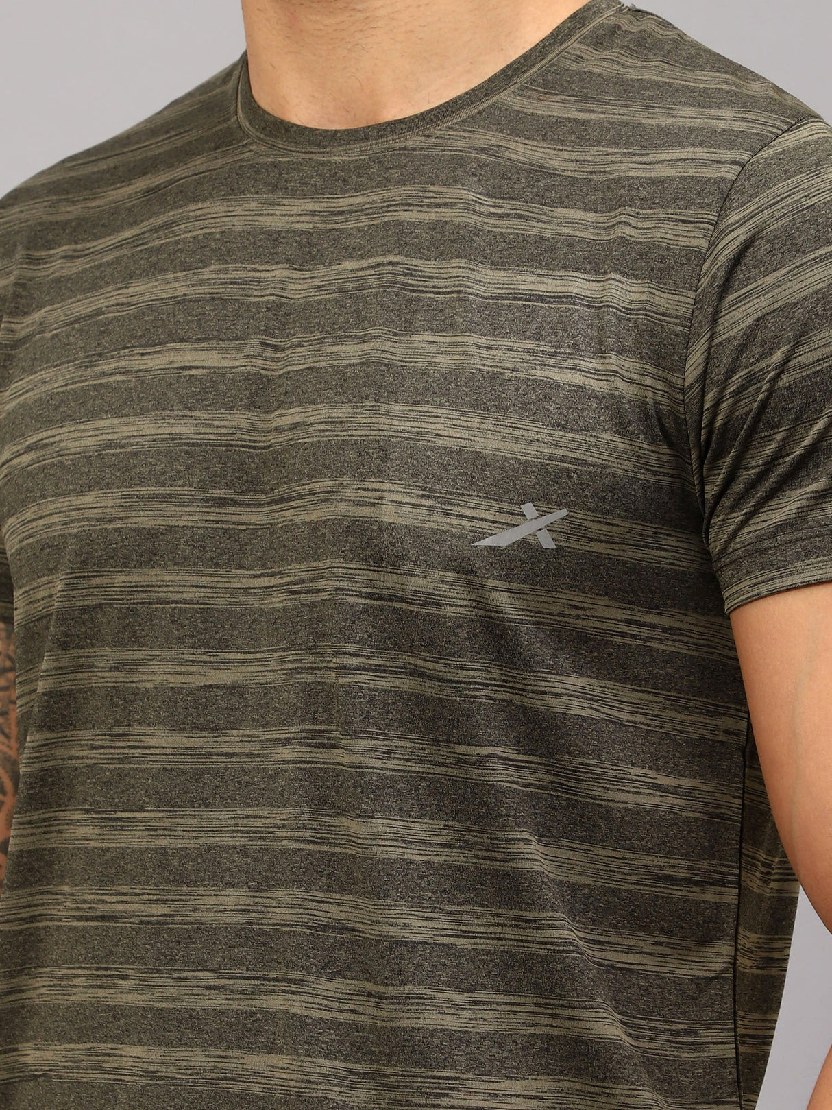 Vector X Mens Polyester Round Neck Sports T-Shirt Half Sleeves