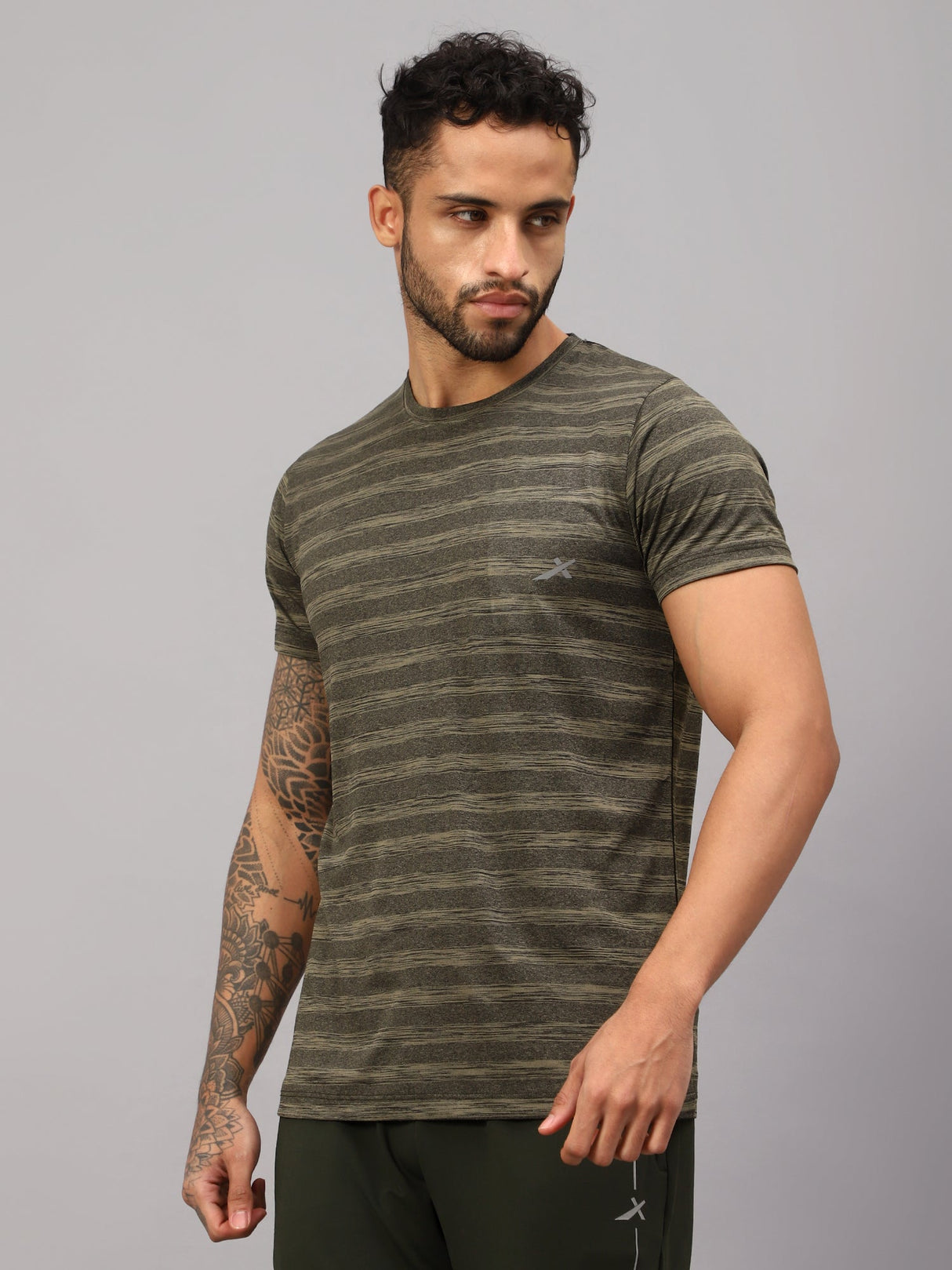Vector X Mens Polyester Round Neck Sports T-Shirt Half Sleeves