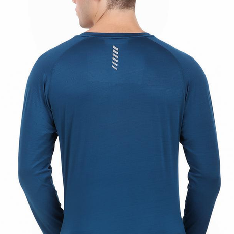 ReDesign Performance Iconic Tshirt | Men | KIBI Sports - crop-closeup