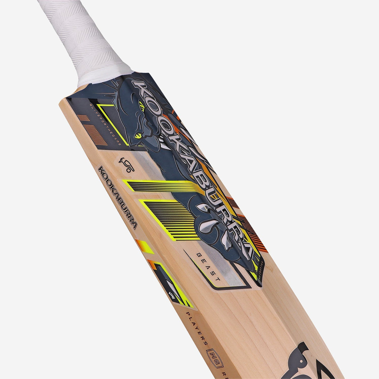 English Willow Cricket Bat - Beast Martin Guptil
