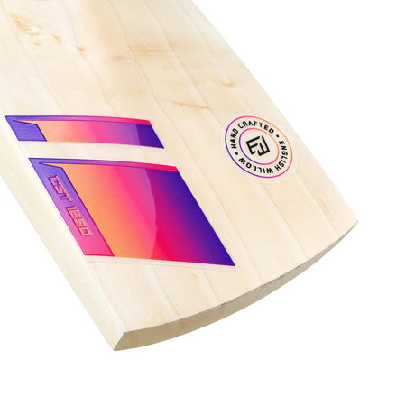 English Willow Cricket Bat - Aura Alex Carey