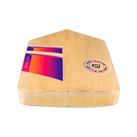 English Willow Cricket Bat - Aura Pro Players