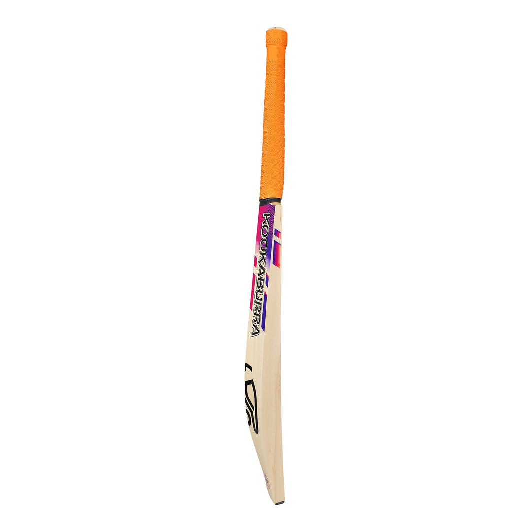 English Willow Cricket Bat - Aura Pro 4.0