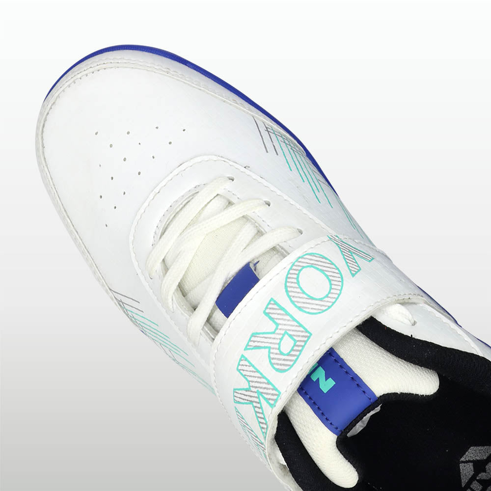Nivia Yorker 2.0 Cricket Shoes