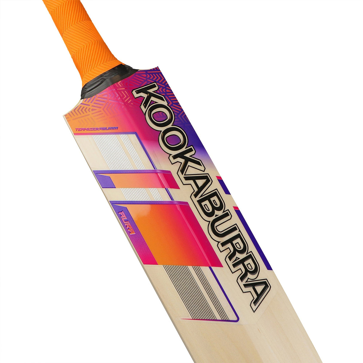 Kashmir Willow Cricket Bat - Aura Pro 8.0