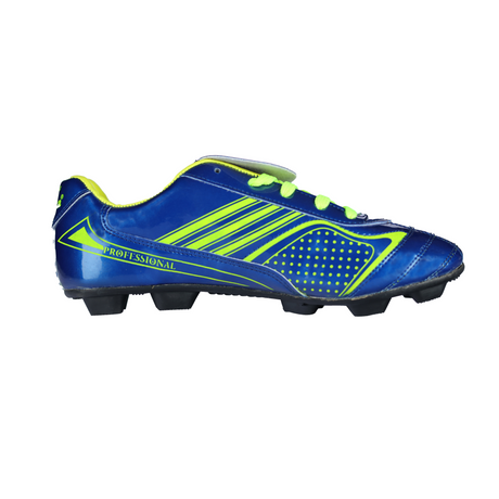 PROFESSIONAL: PU-PVC Soccer Shoe with Two-Tone TPU Sole | Fenta / Variety Enterprises