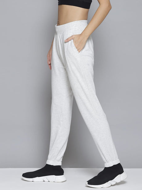 Alcis Women White Solid Slim-Fit Joggers | Alcis