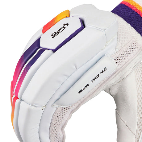 Batting Gloves Aura Pro 4.0
