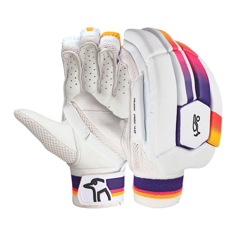 Batting Gloves Aura Pro 4.0