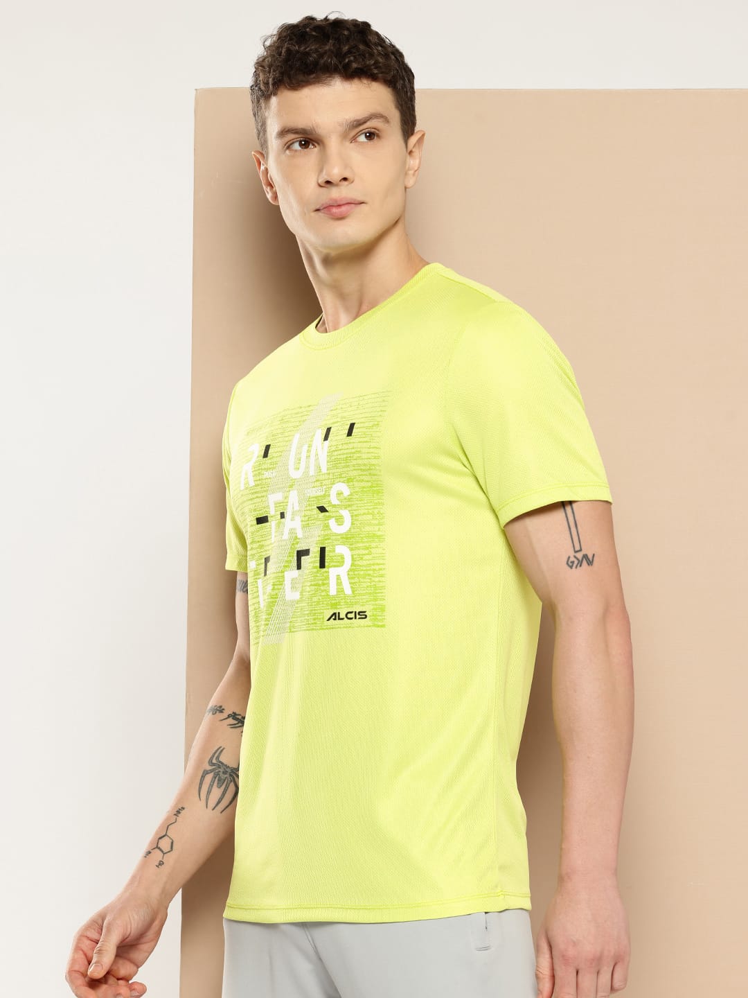 Alcis Men's Typography Printed T-shirt