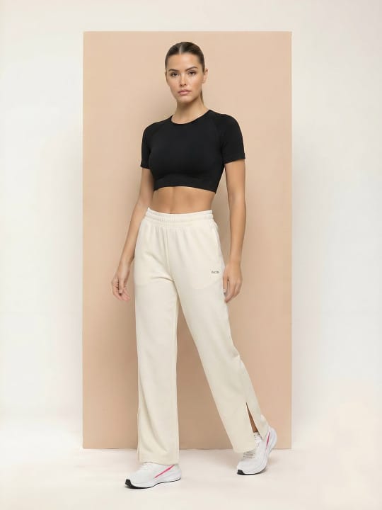 Mode Straight Fit Flare Pant Off White