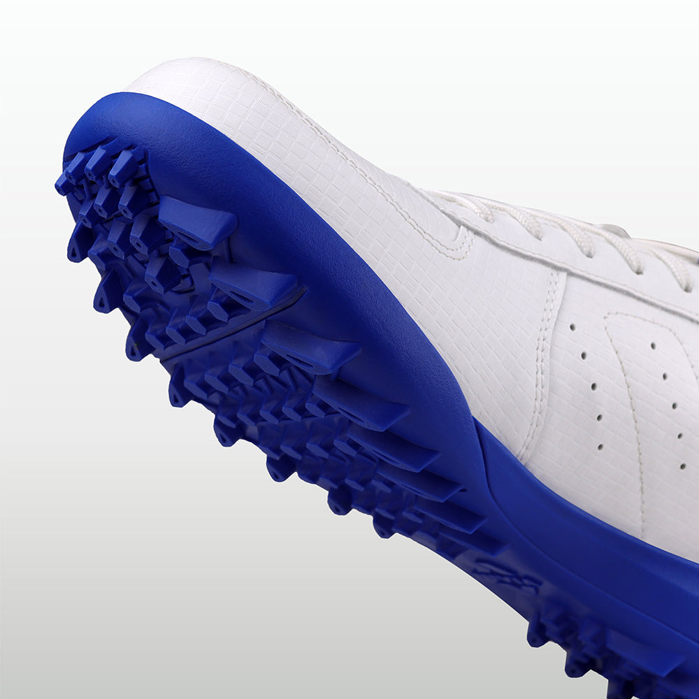 Nivia Stance Cricket Shoe